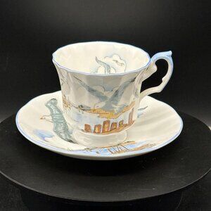 Vintage Elizabethan Fine Bone China England Seagull Fishing Boat Teacup Saucer